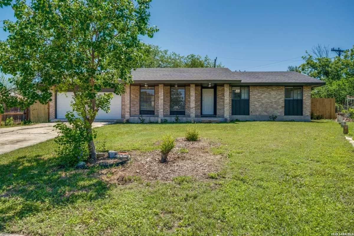 3BR House for Sale in San Antonio, TX