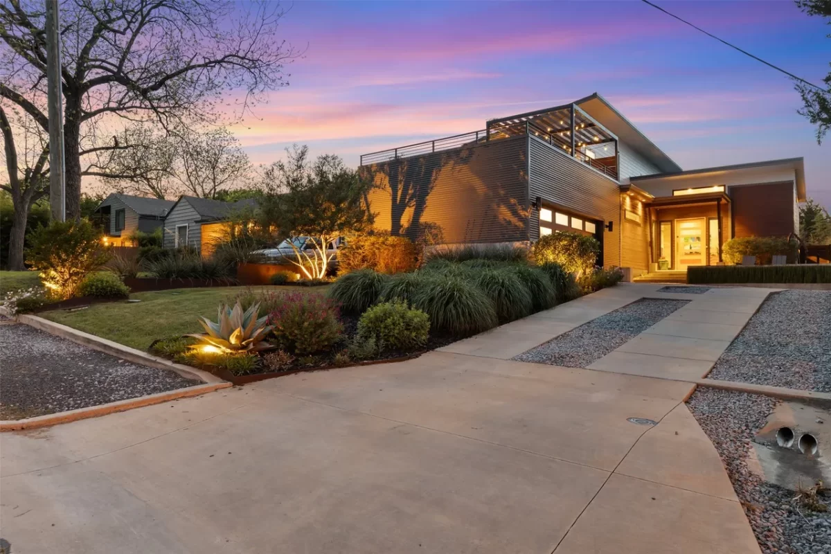 3BR House for Sale in Dallas, TX