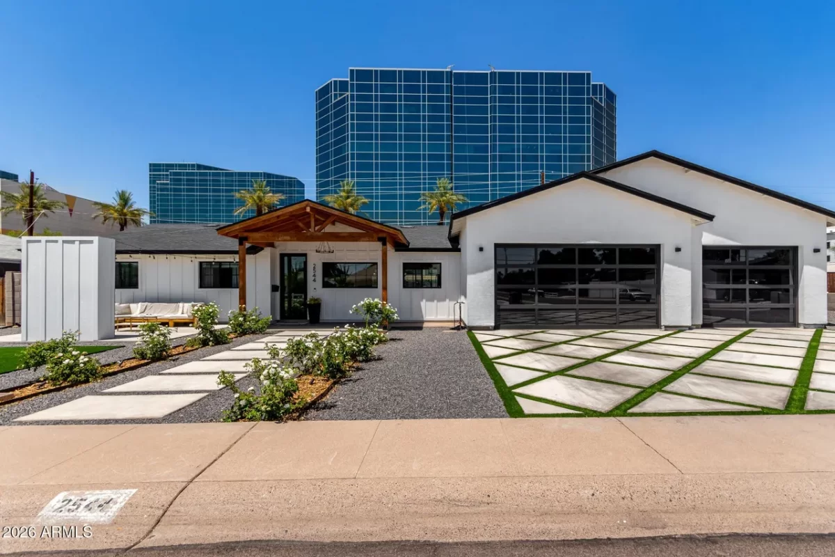 5BR House for Rent in Phoenix, AZ