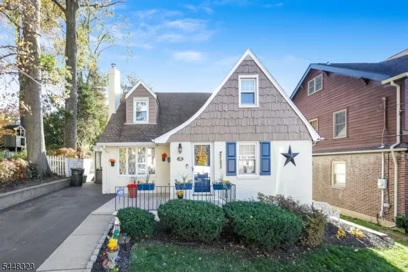 4BR House for Sale in Rutherford, NJ