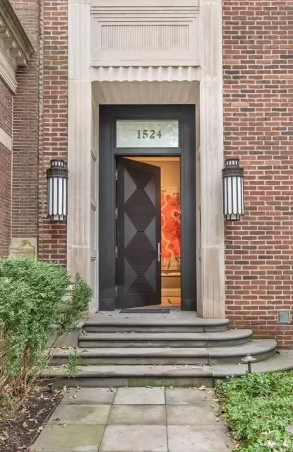 3BR House for Sale in Chicago, IL