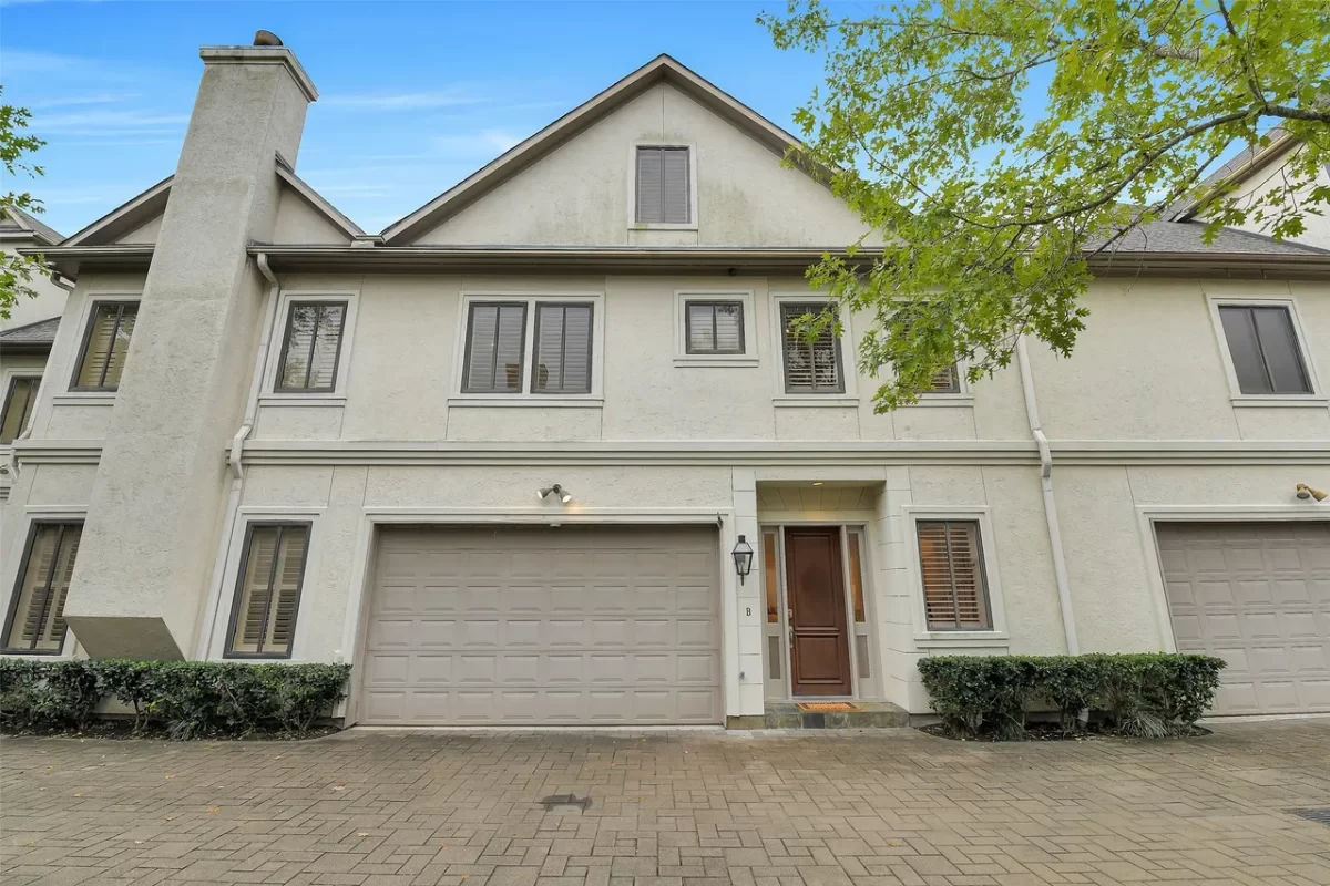 3BR Townhouse for Sale in Houston, TX