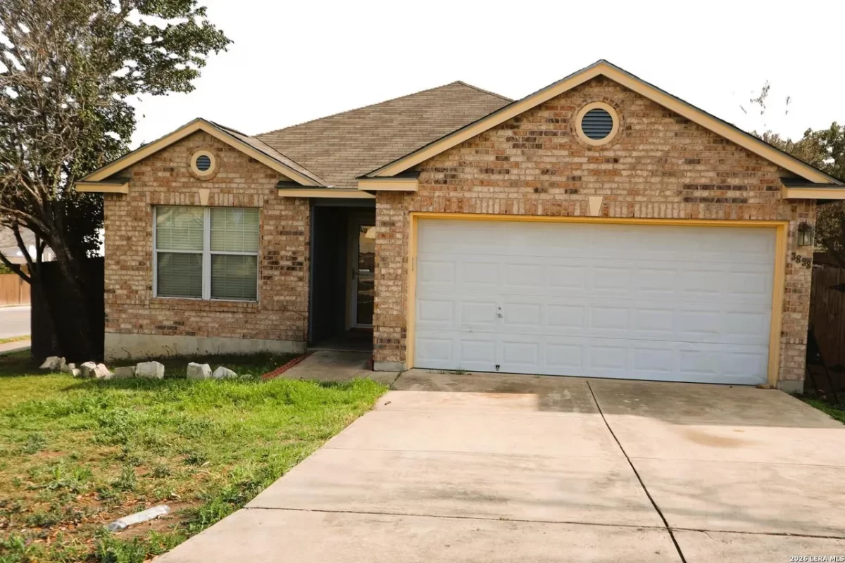 3BR House for Sale in San Antonio, TX