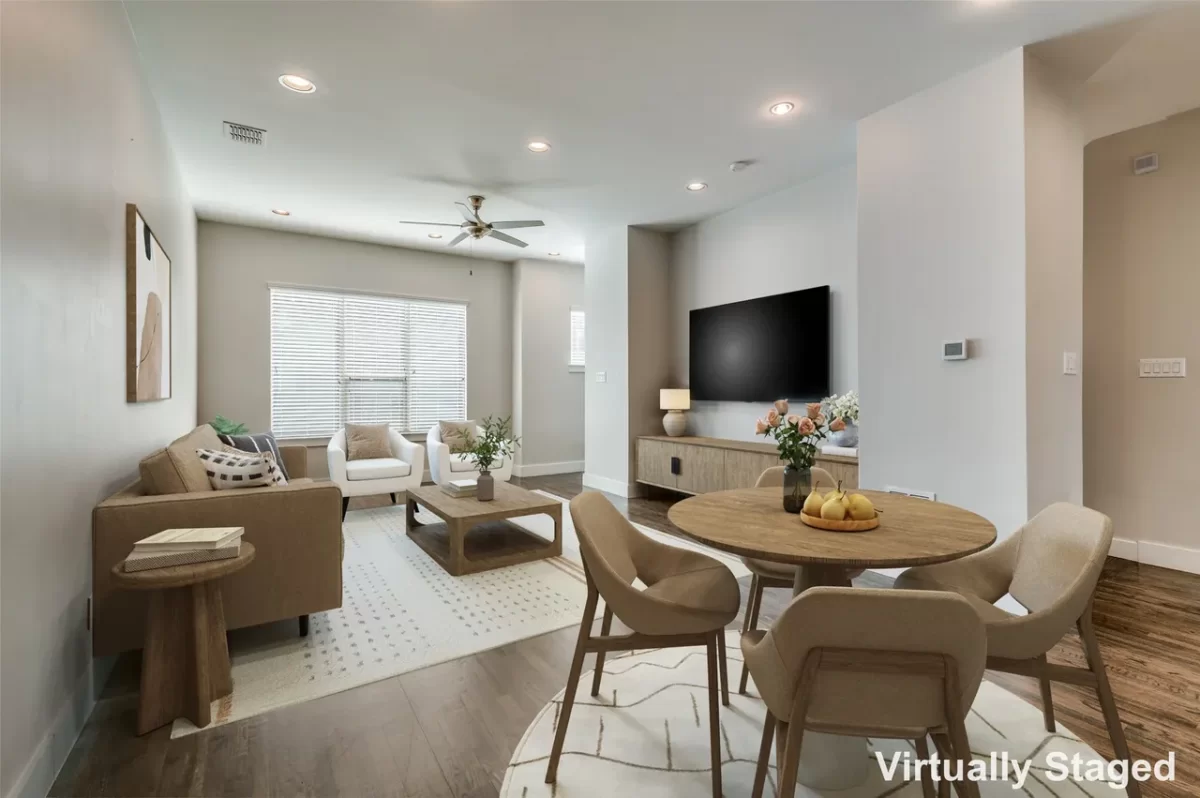 3BR Townhouse for Sale in Dallas, TX