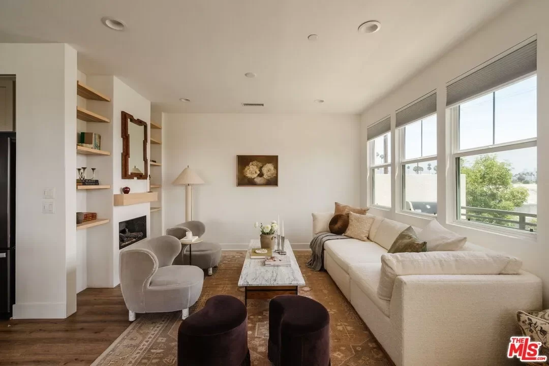 3BR Townhouse for Rent in Los Angeles, CA
