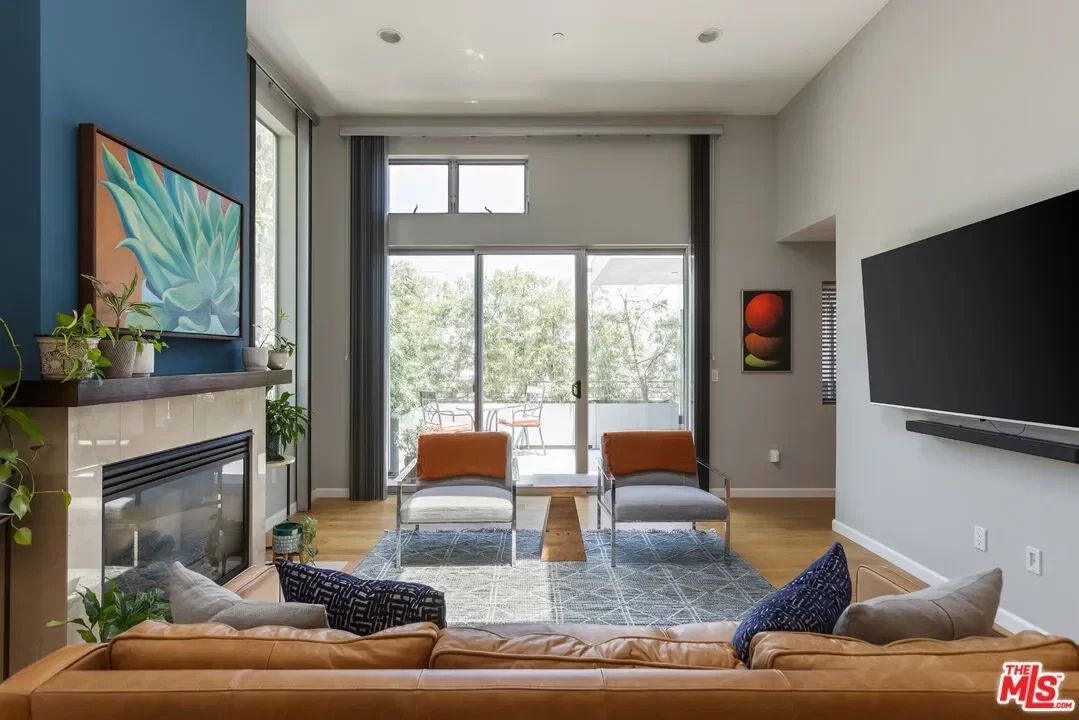 3BR House for Sale in Los Angeles, CA