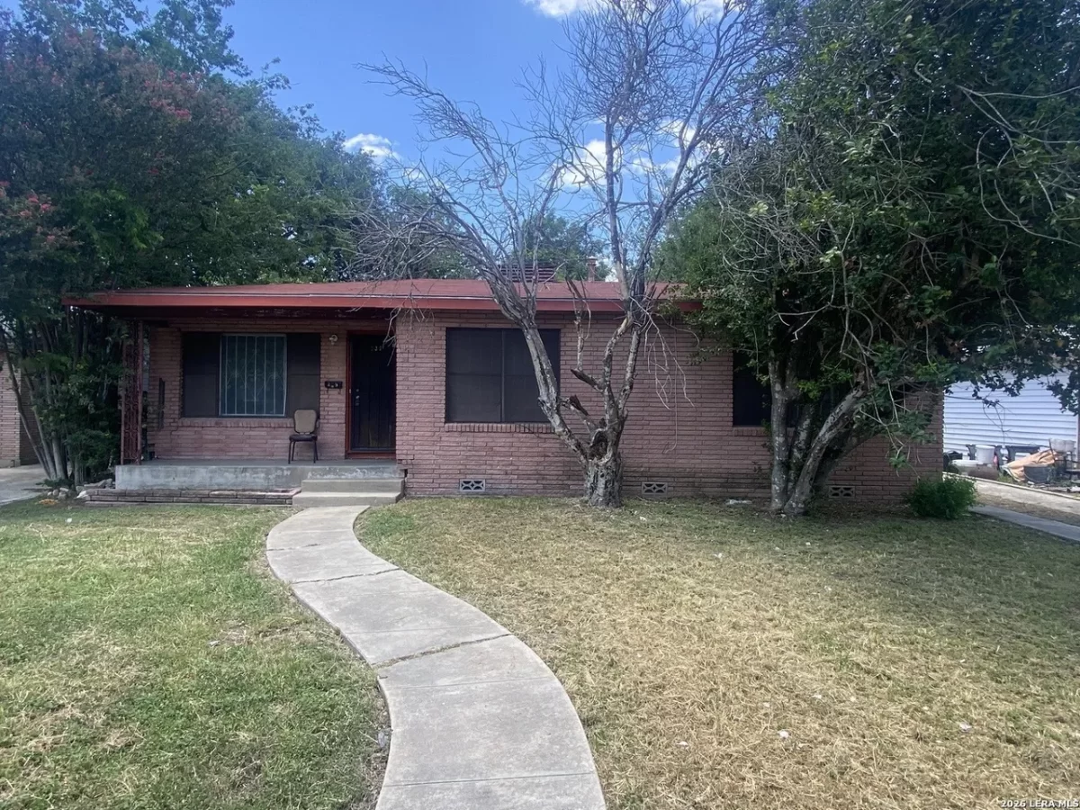 3BR House for Sale in San Antonio, TX
