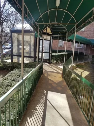 Condo for Sale in Brooklyn, NY