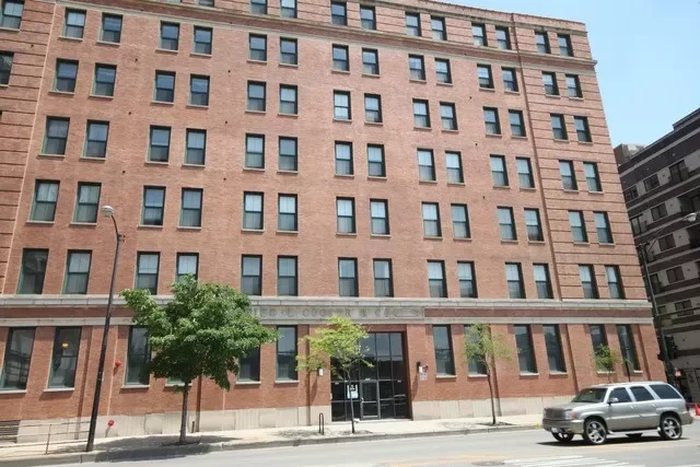 2BR Apartment for Rent in Chicago, IL
