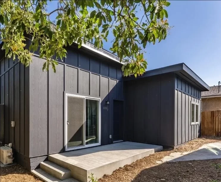 2BR House for Rent in Los Angeles, CA