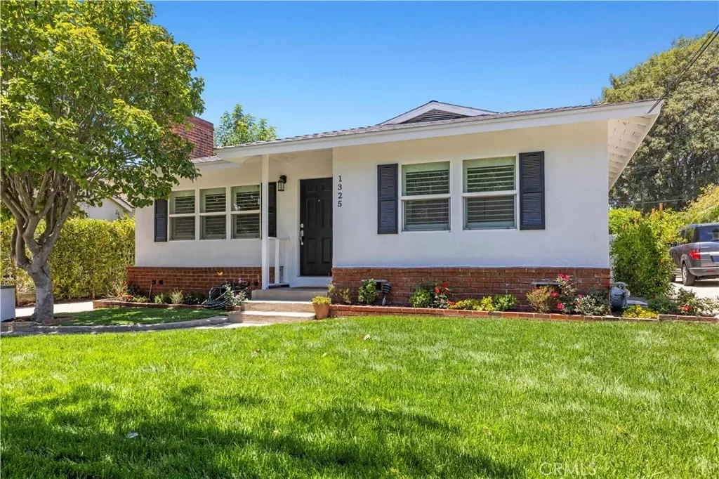 3BR House for Sale in Pasadena, CA