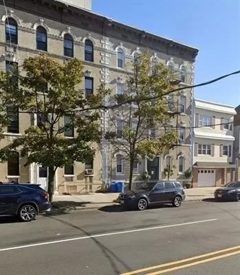 3BR Apartment for Rent in Bayonne, NJ