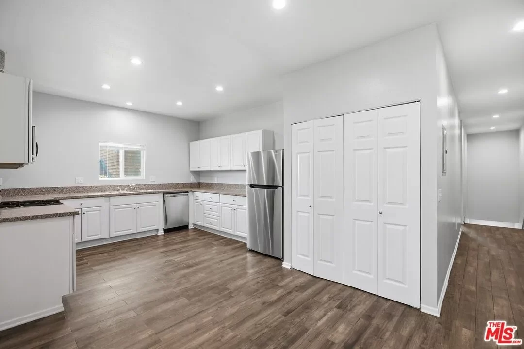 3BR Townhouse for Rent in Los Angeles, CA