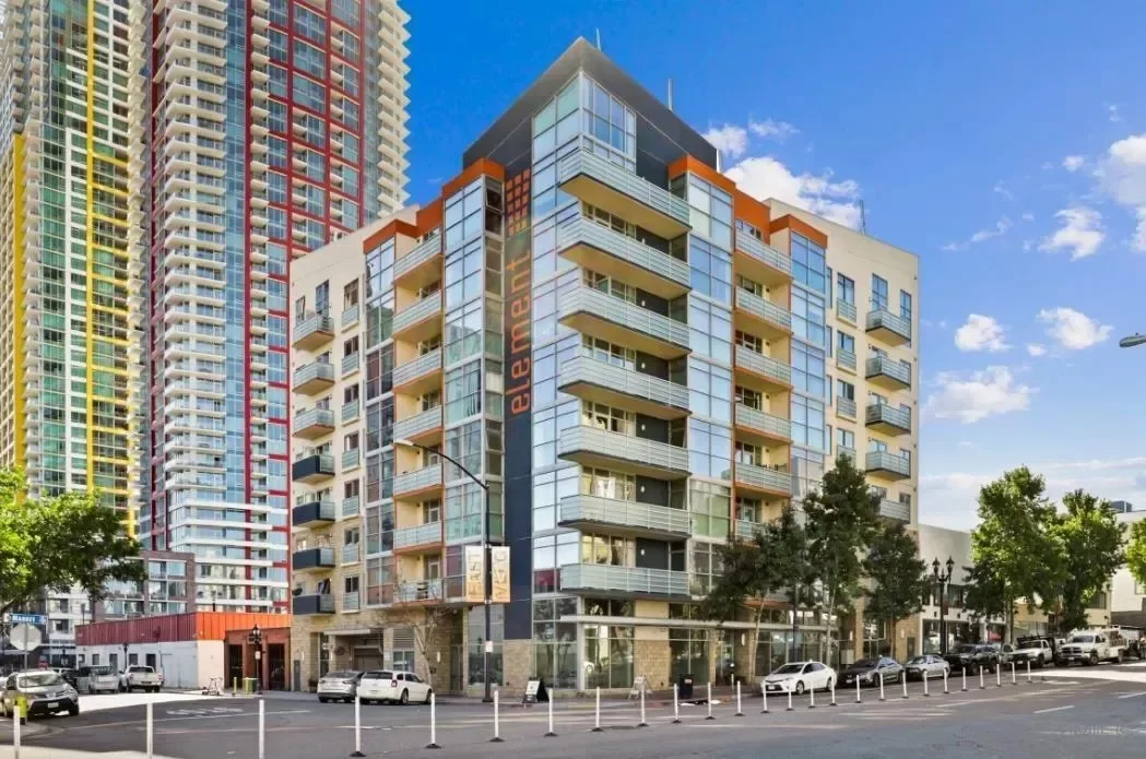 Condo for Sale in San Diego, CA