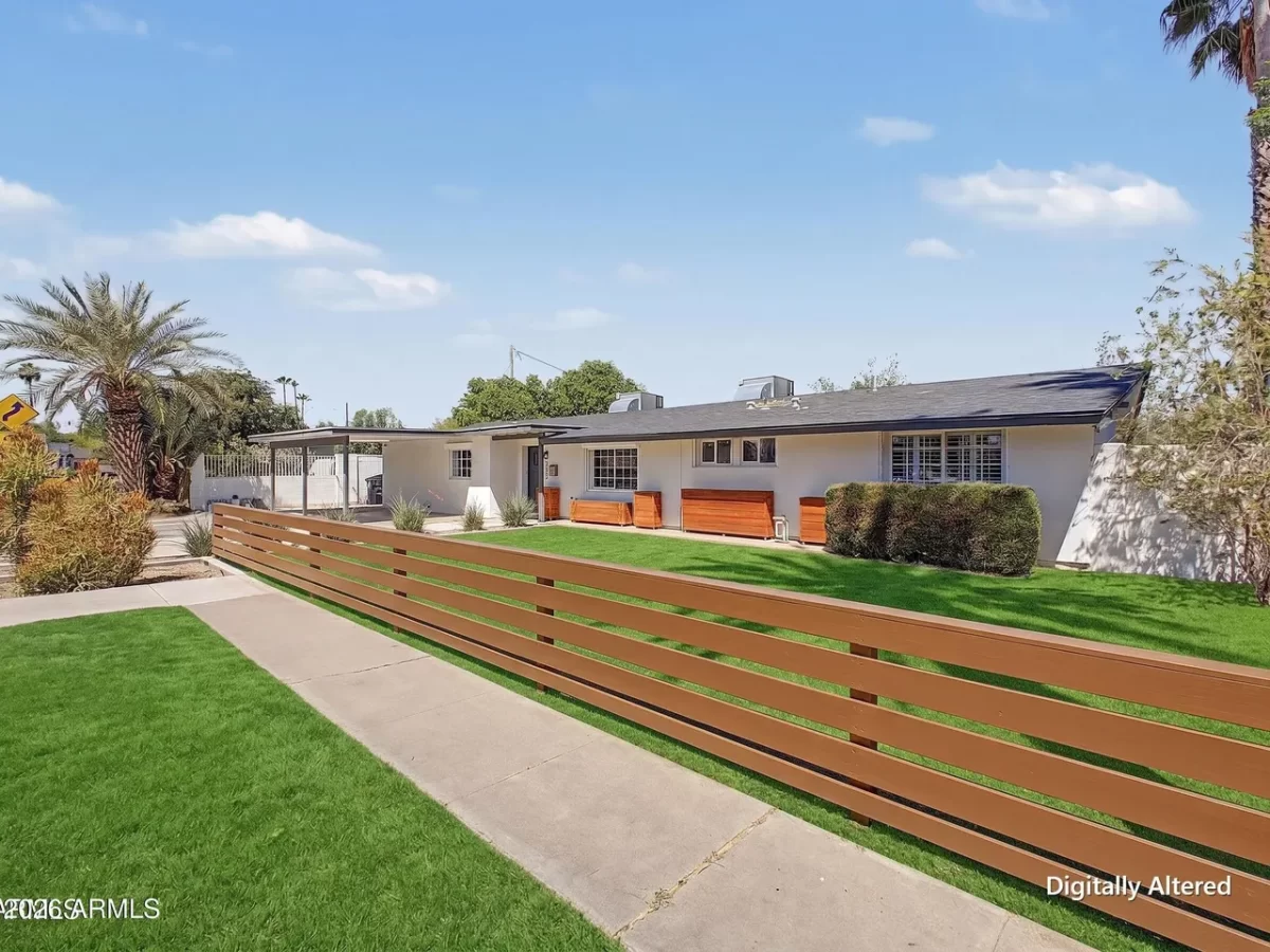4BR House for Sale in Phoenix, AZ