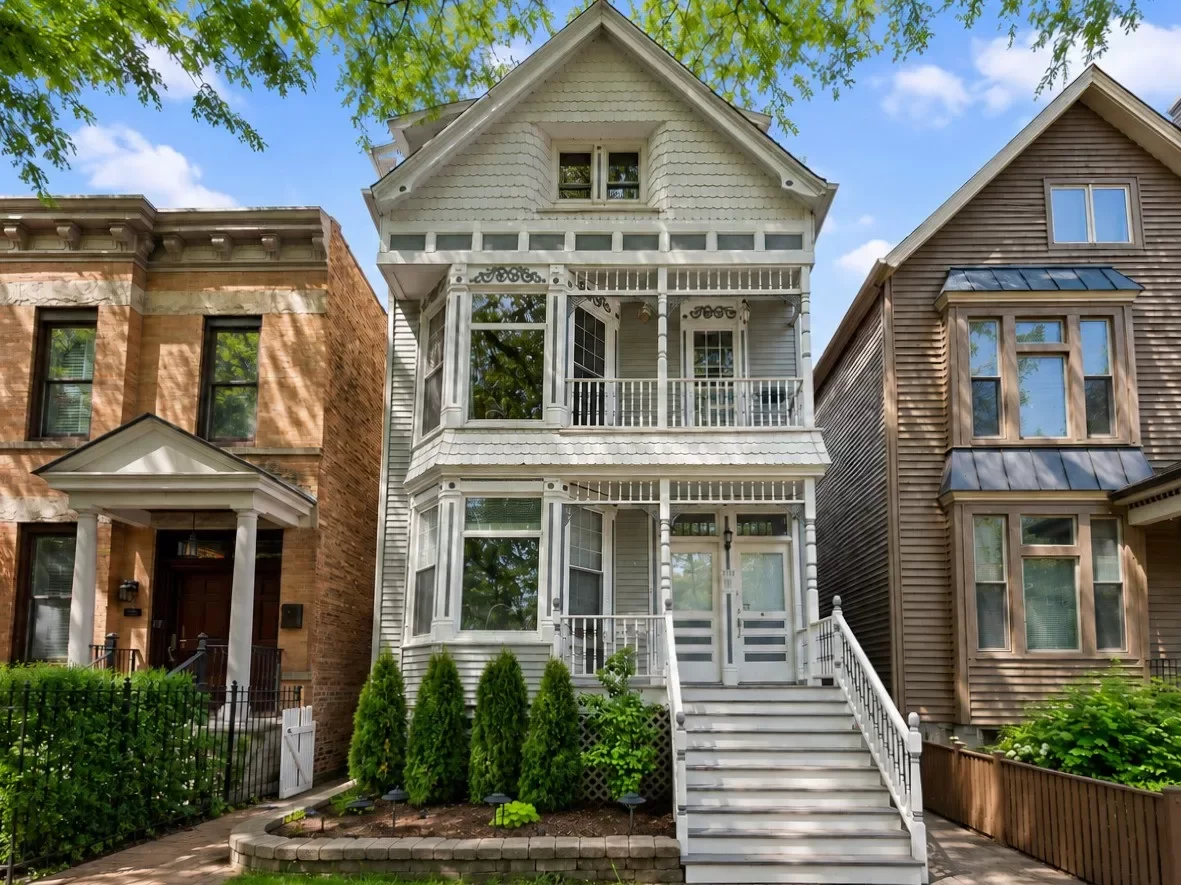 2BR Apartment for Rent in Chicago, IL