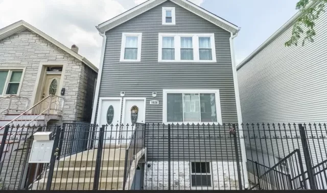 2BR Apartment for Rent in Chicago, IL