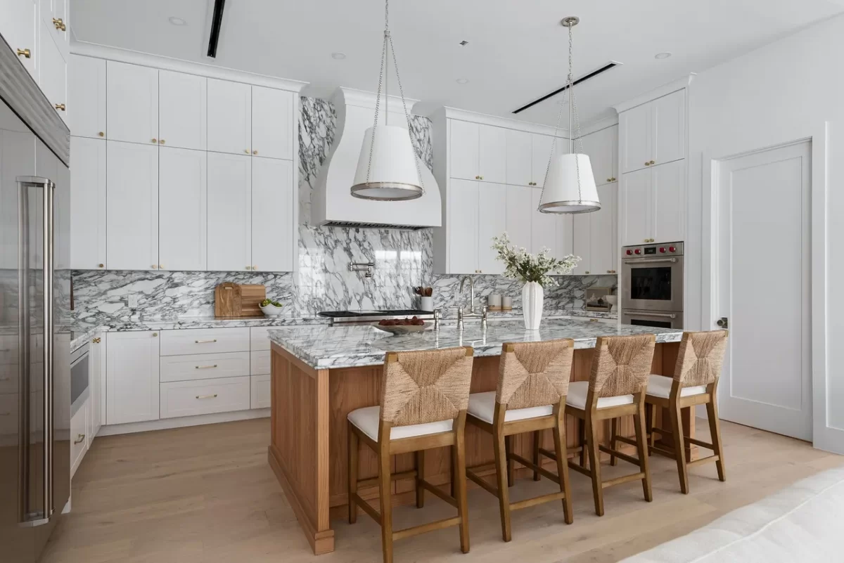 4BR House for Sale in Dallas, TX