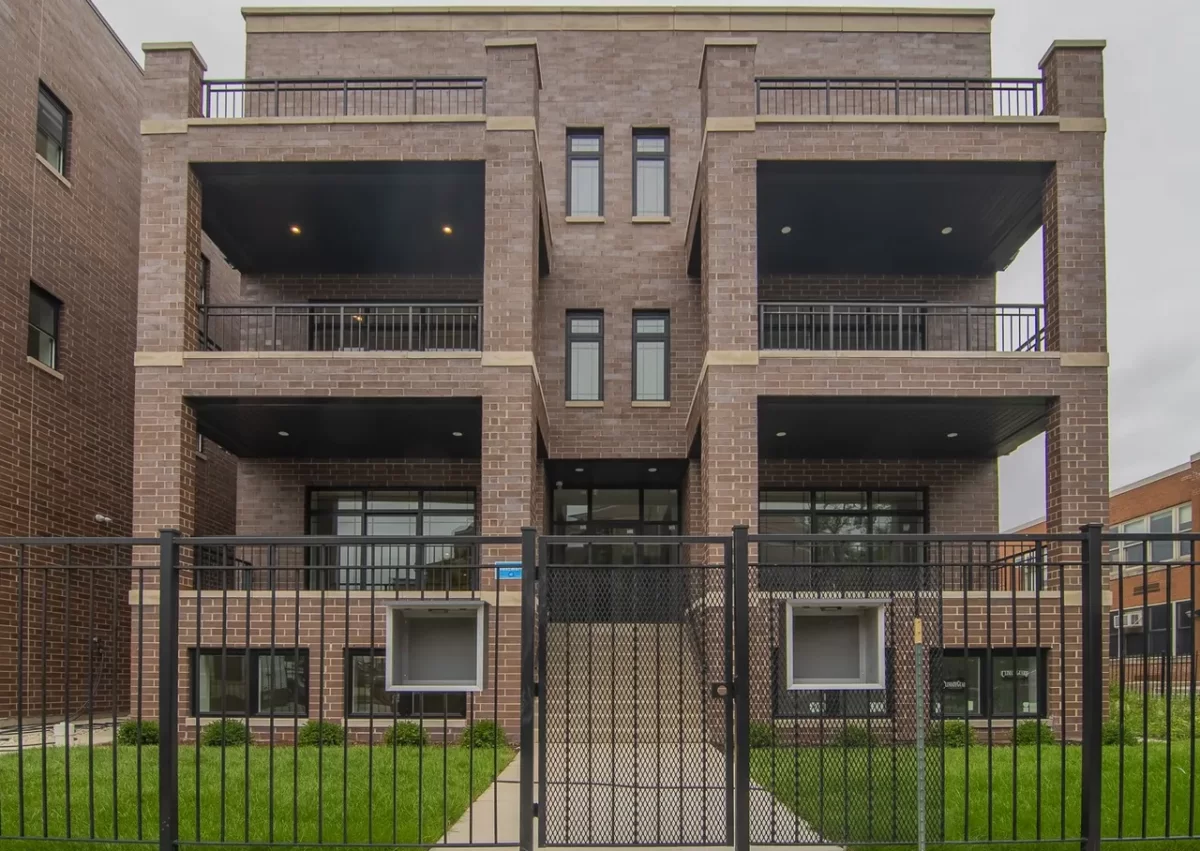 4BR House for Rent in Chicago, IL