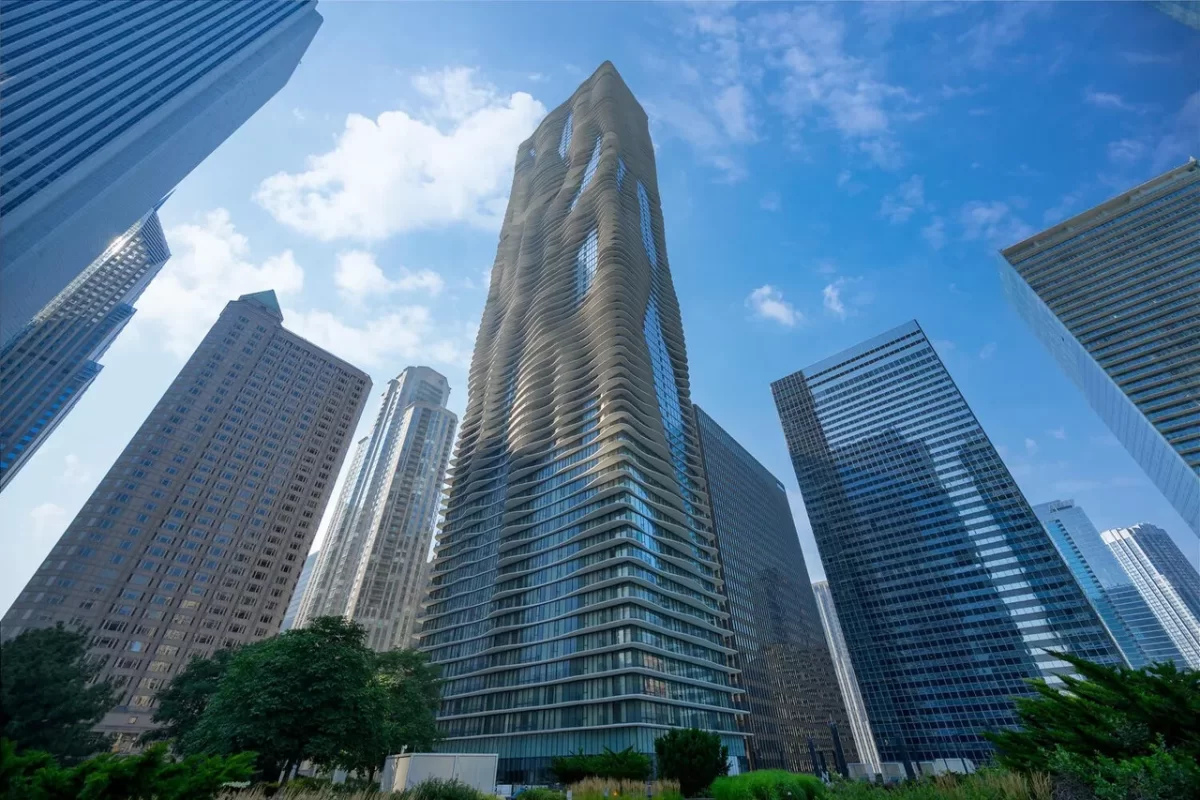 3BR Condo for Sale in Chicago, IL