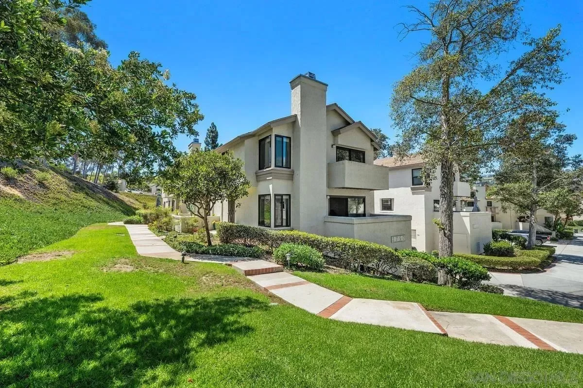 2BR Condo for Sale in San Diego, CA
