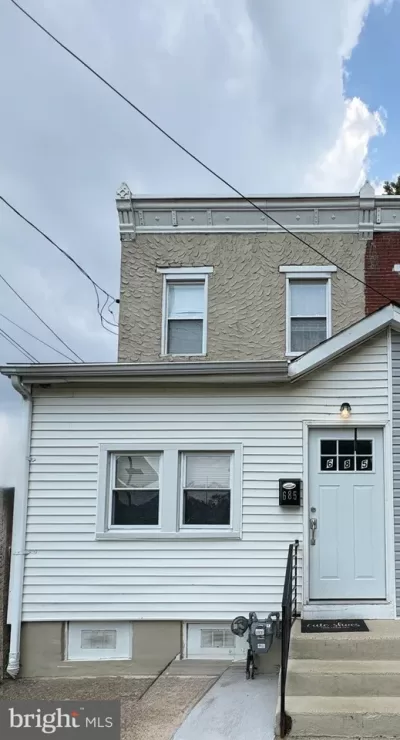 3BR Townhouse for Sale in Camden, NJ