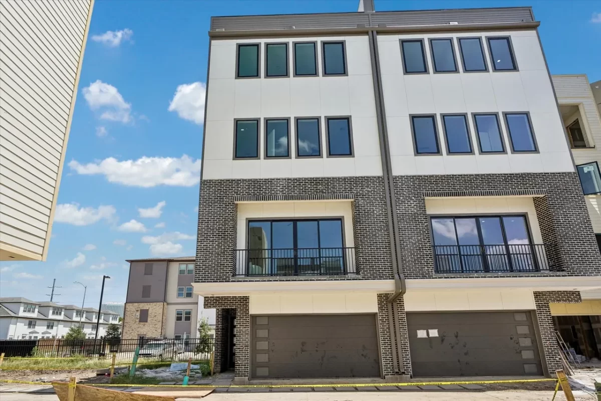 3BR Multi-Family for Sale in Houston, TX