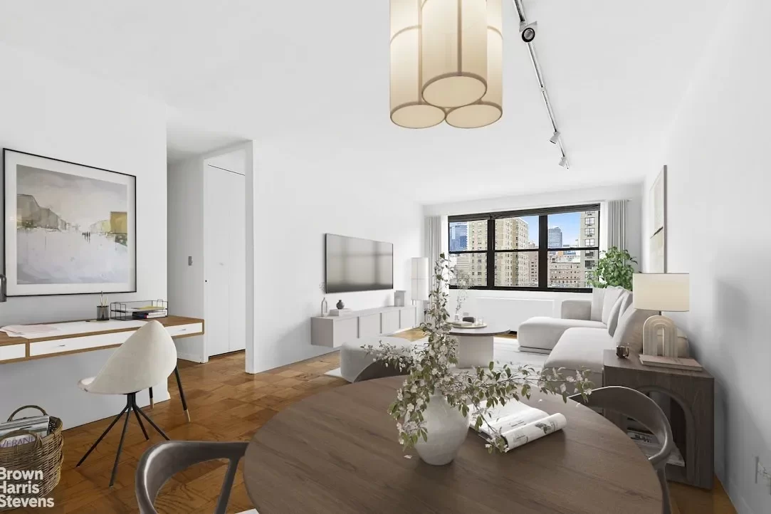 1BR Multi-Family for Sale in Manhattan, NY