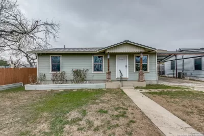 2BR House for Sale in San Antonio, TX