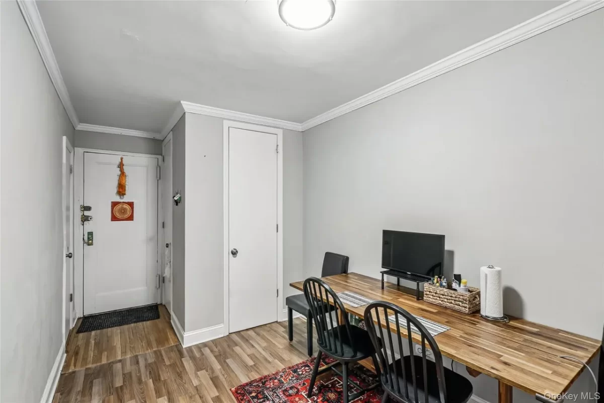 1BR Condo for Sale in Jackson Heights, NY