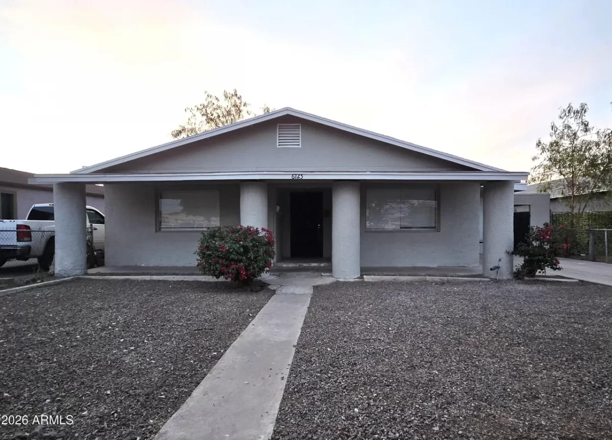 3BR House for Sale in Glendale, AZ