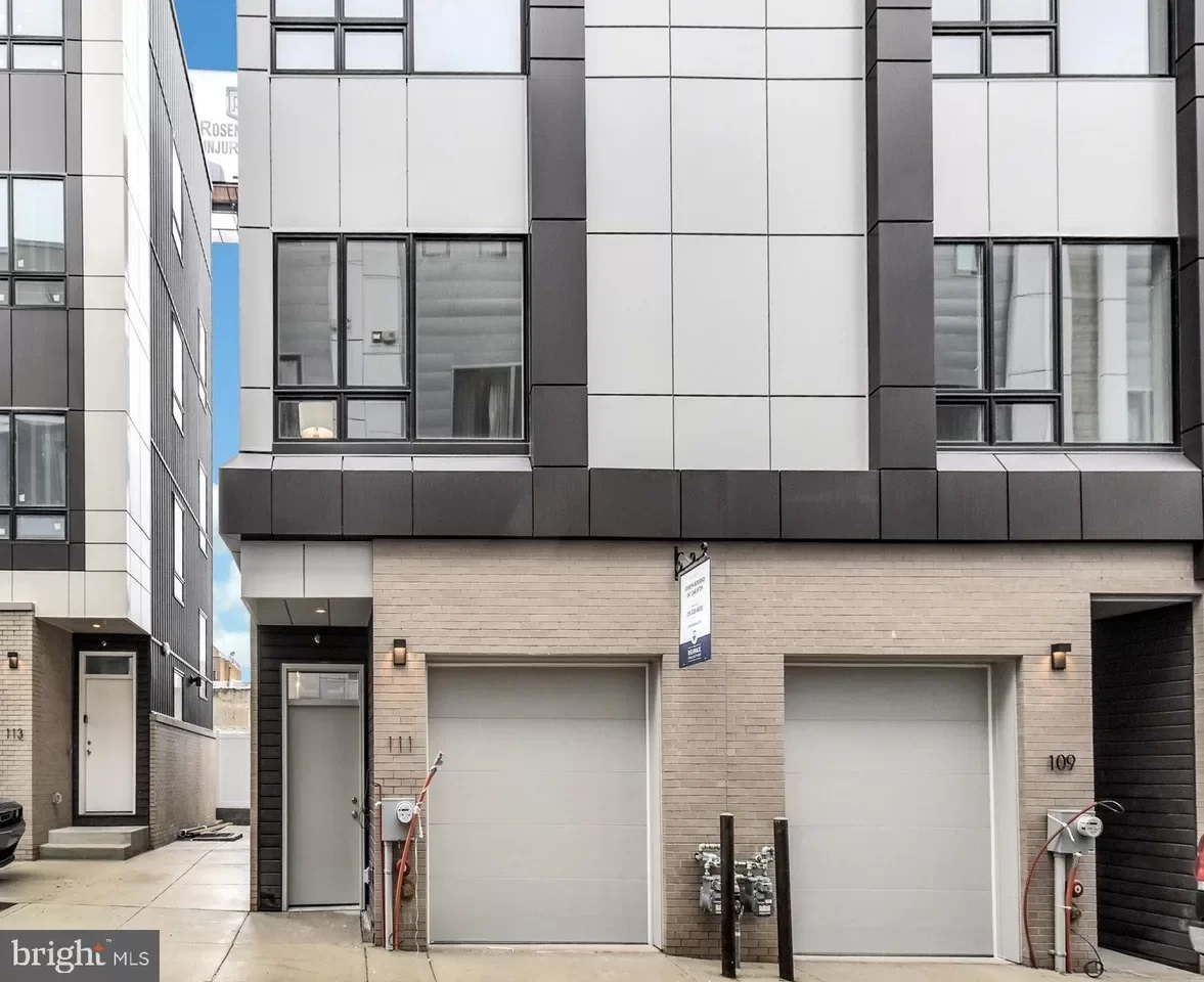 3BR Townhouse for Sale in Philadelphia, PA