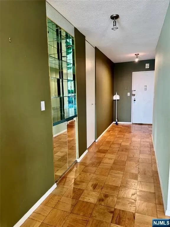 2BR Condo for Sale in North Bergen, NJ