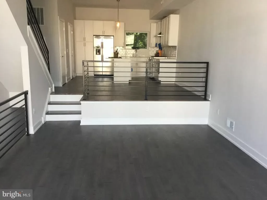 3BR Townhouse for Sale in Philadelphia, PA