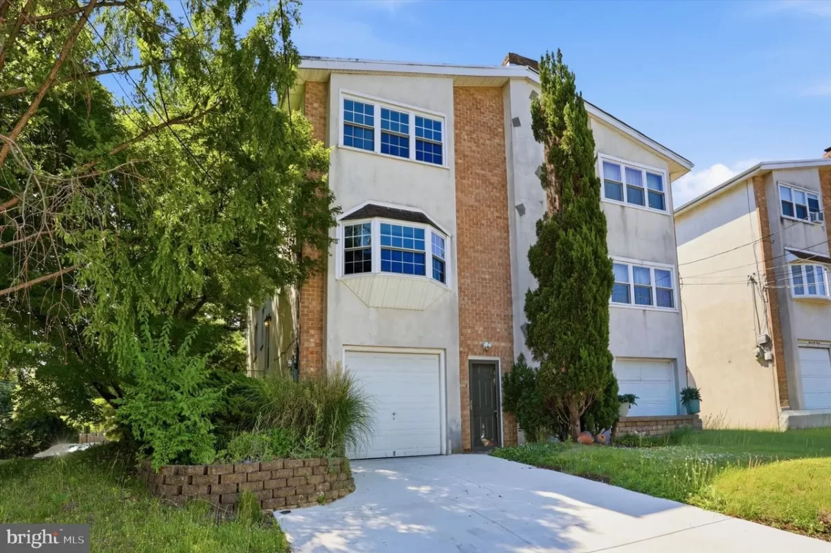 3BR Townhouse for Sale in Philadelphia, PA