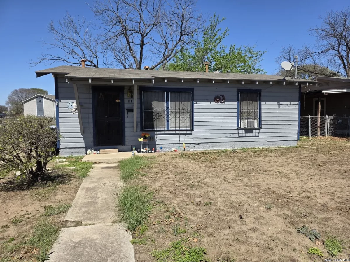 2BR House for Sale in San Antonio, TX