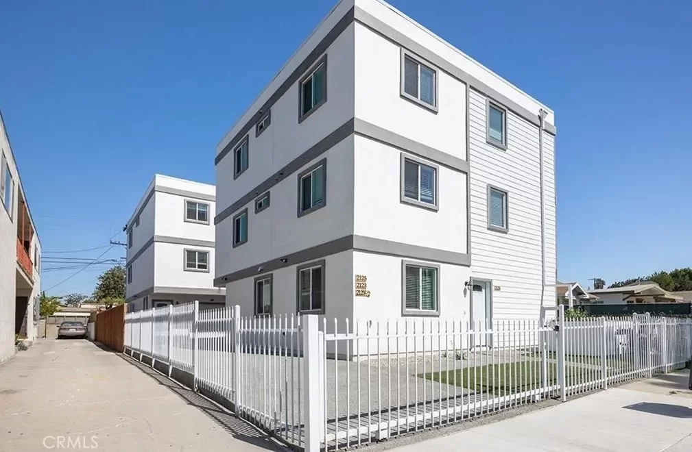6BR House for Rent in Los Angeles, CA