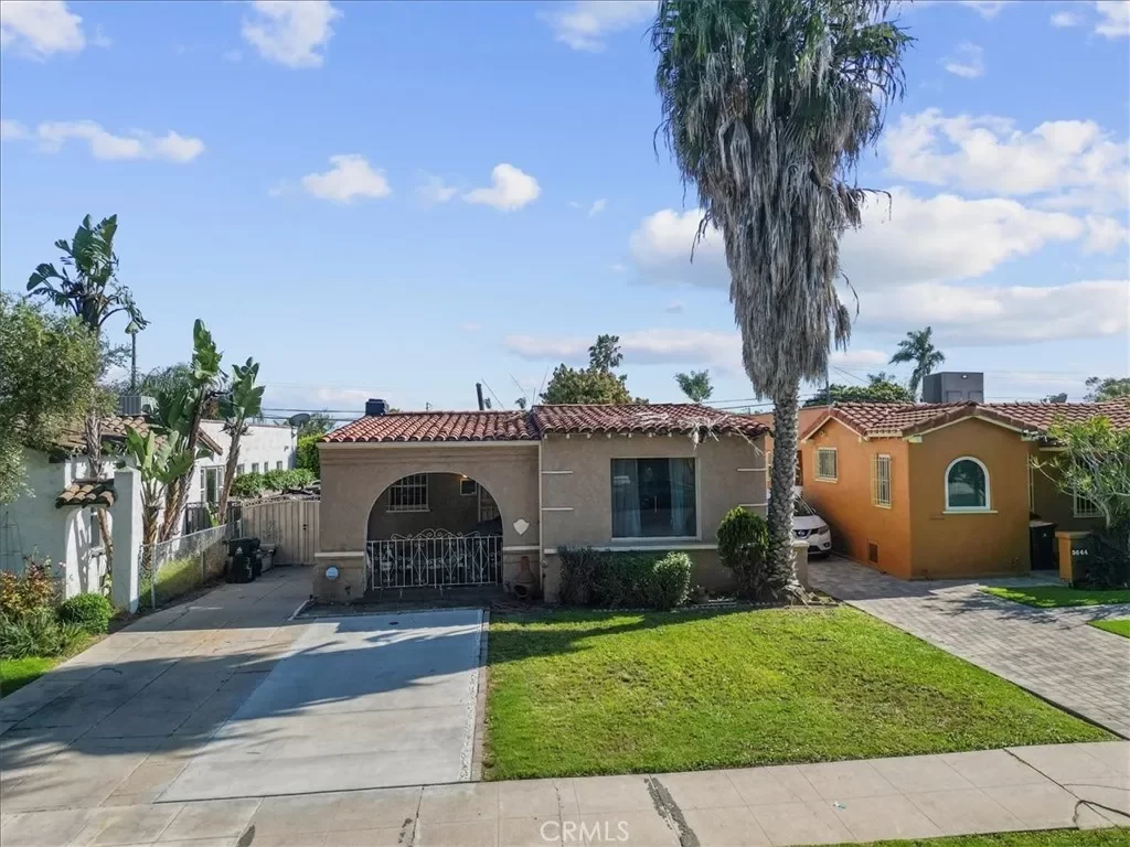 3BR House for Sale in Los Angeles, CA