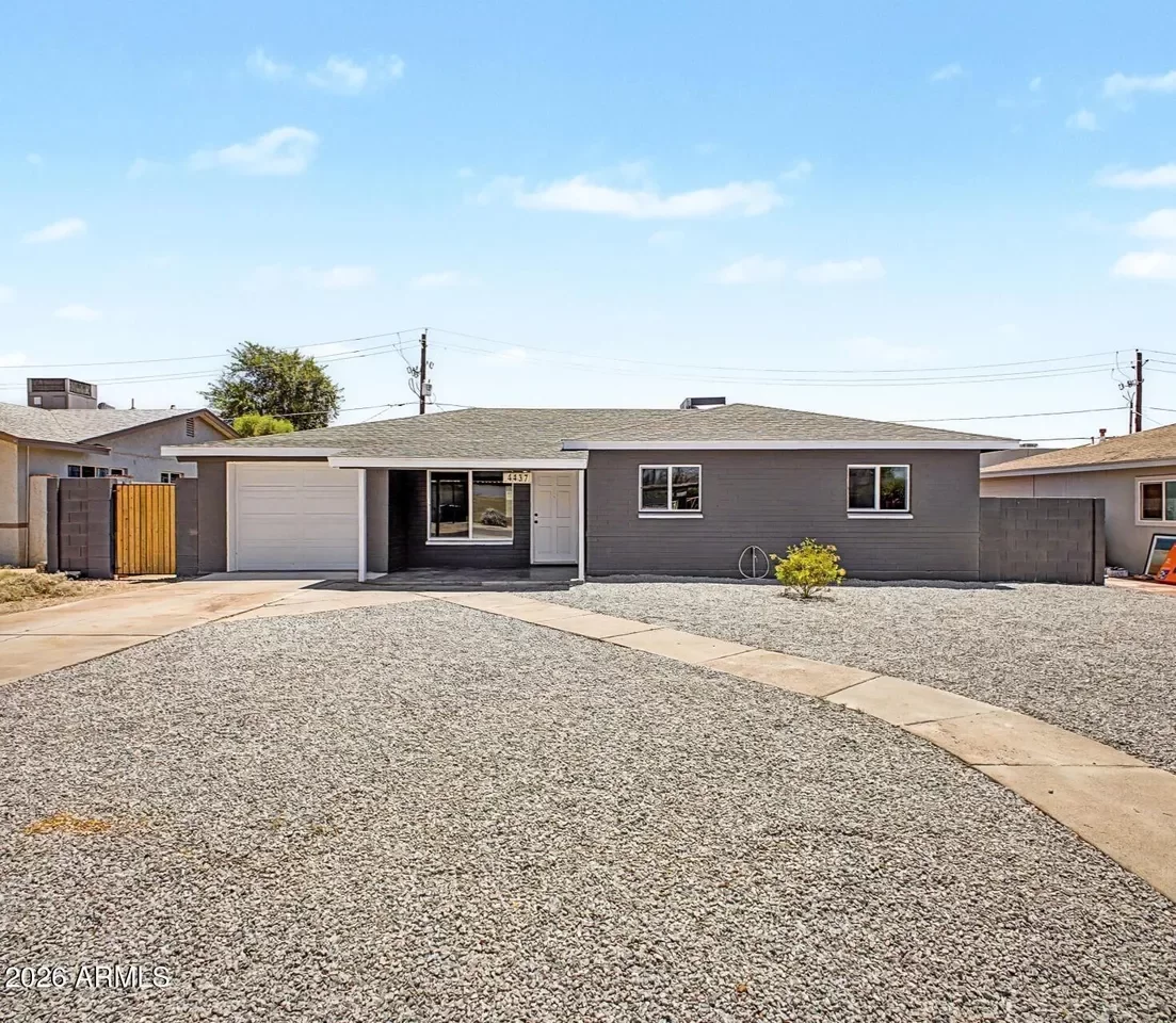 3BR House for Sale in Phoenix, AZ