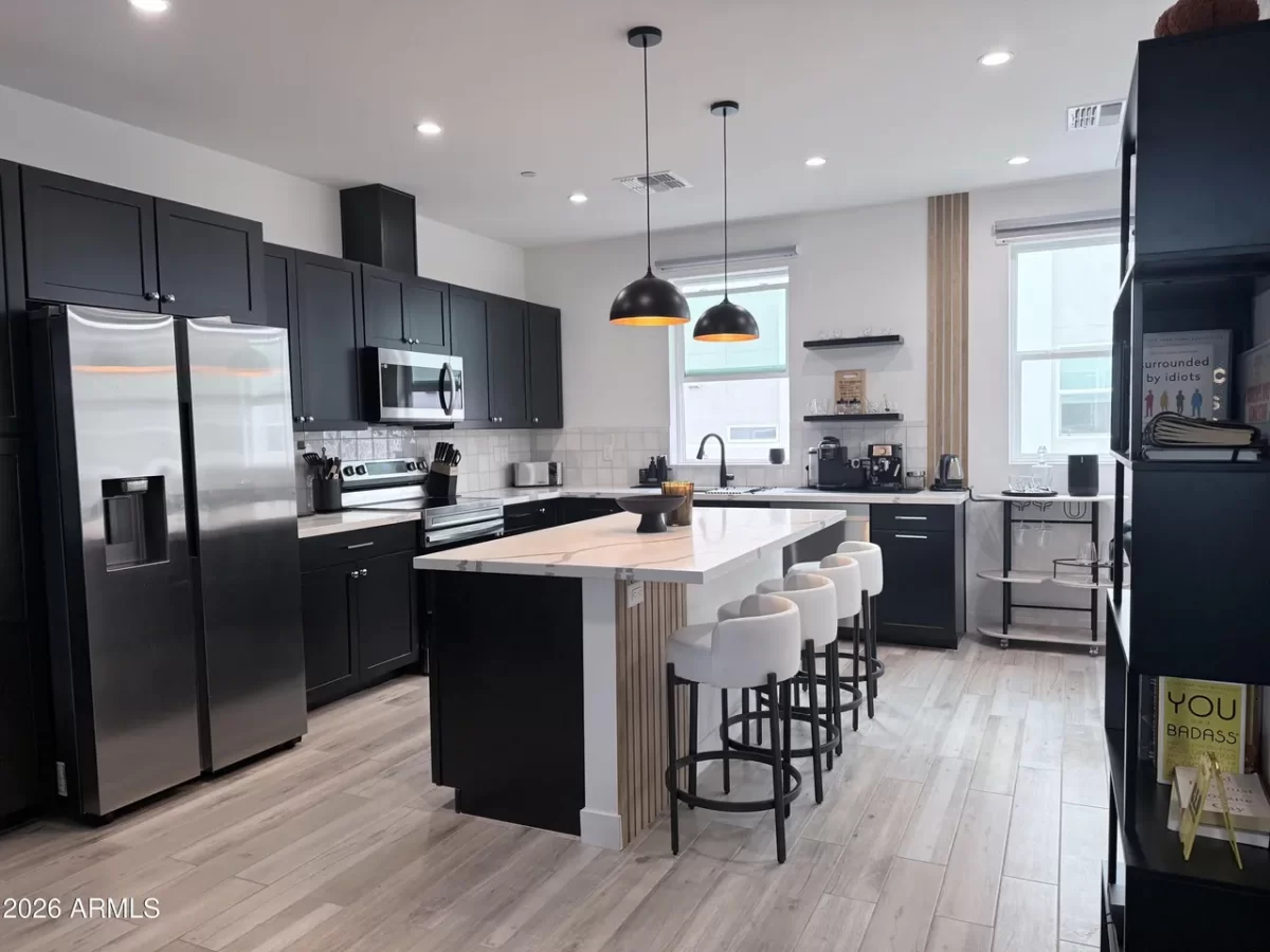 3BR Townhouse for Rent in Phoenix, AZ