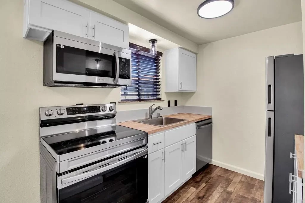2BR Condo for Sale in San Diego, CA