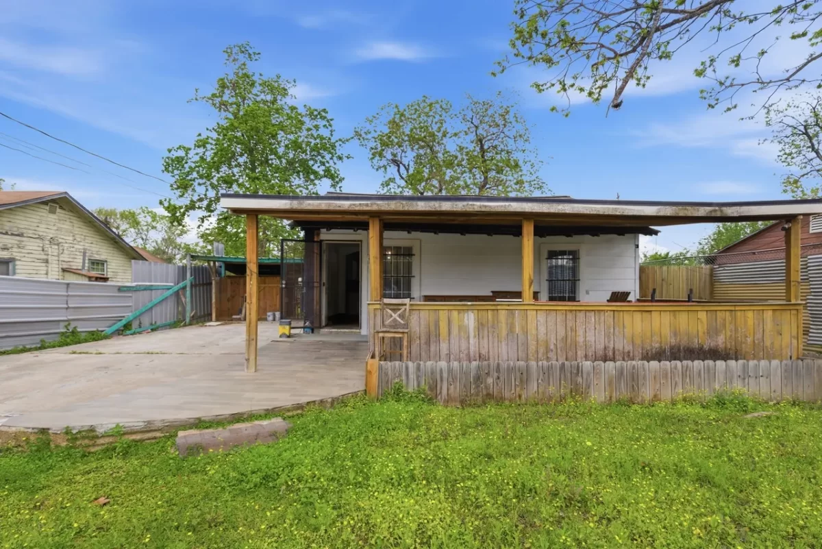 2BR House for Sale in Houston, TX