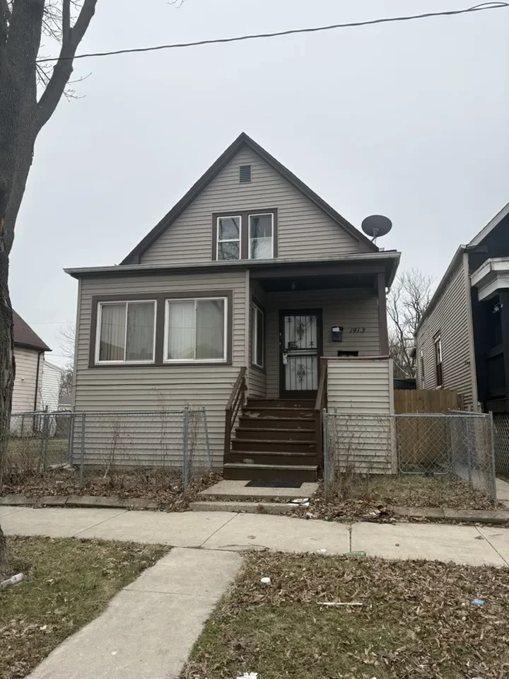 3BR House for Sale in Chicago, IL