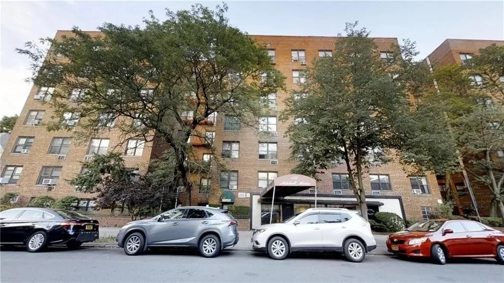 3BR Condo for Sale in Brooklyn, NY