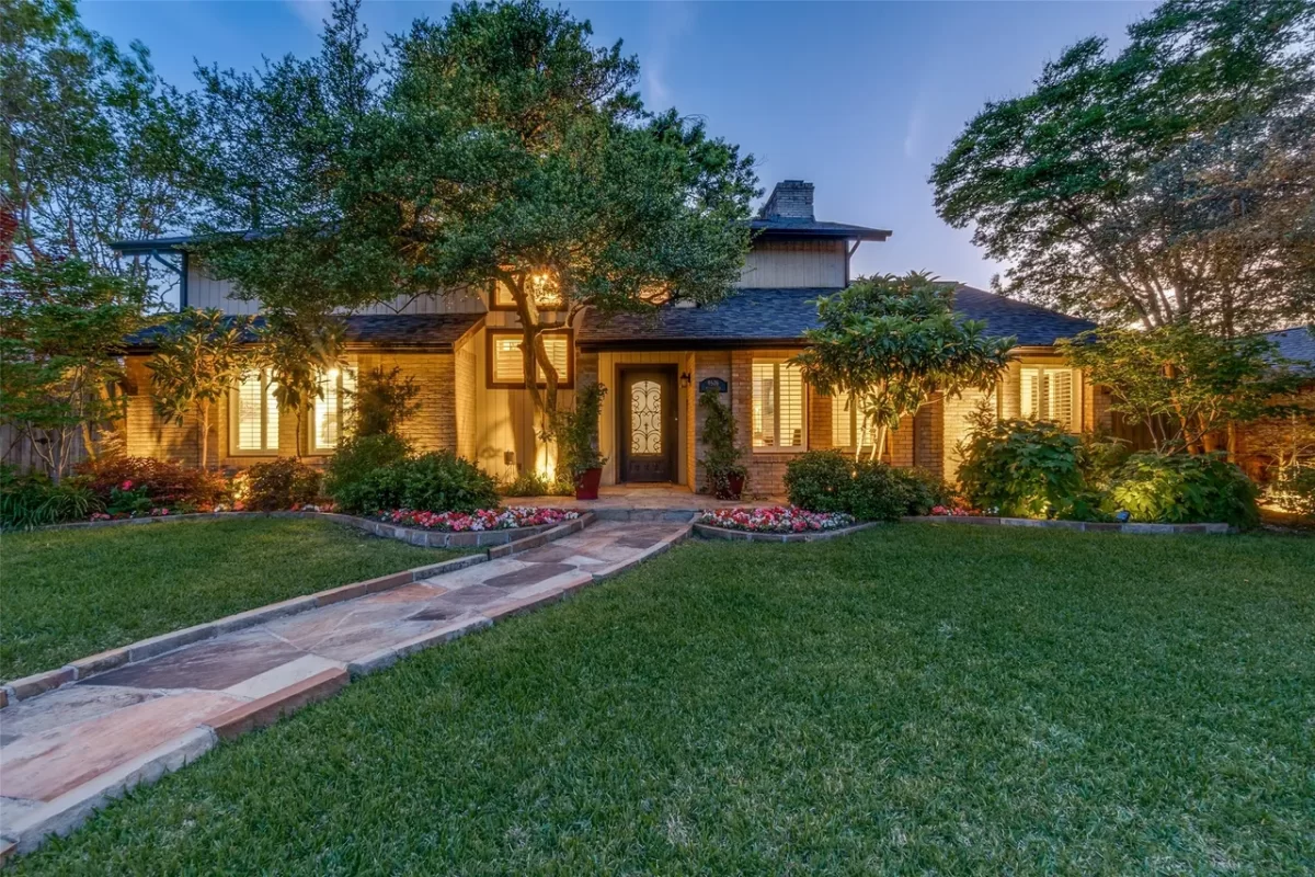 4BR House for Sale in Dallas, TX