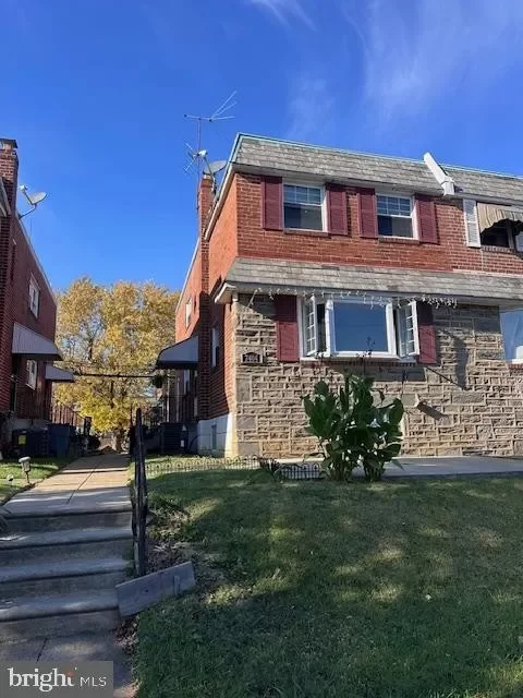 3BR Townhouse for Sale in Philadelphia, PA