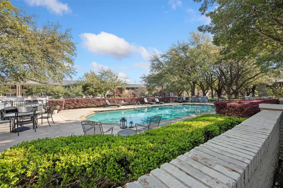2BR Condo for Sale in Dallas, TX