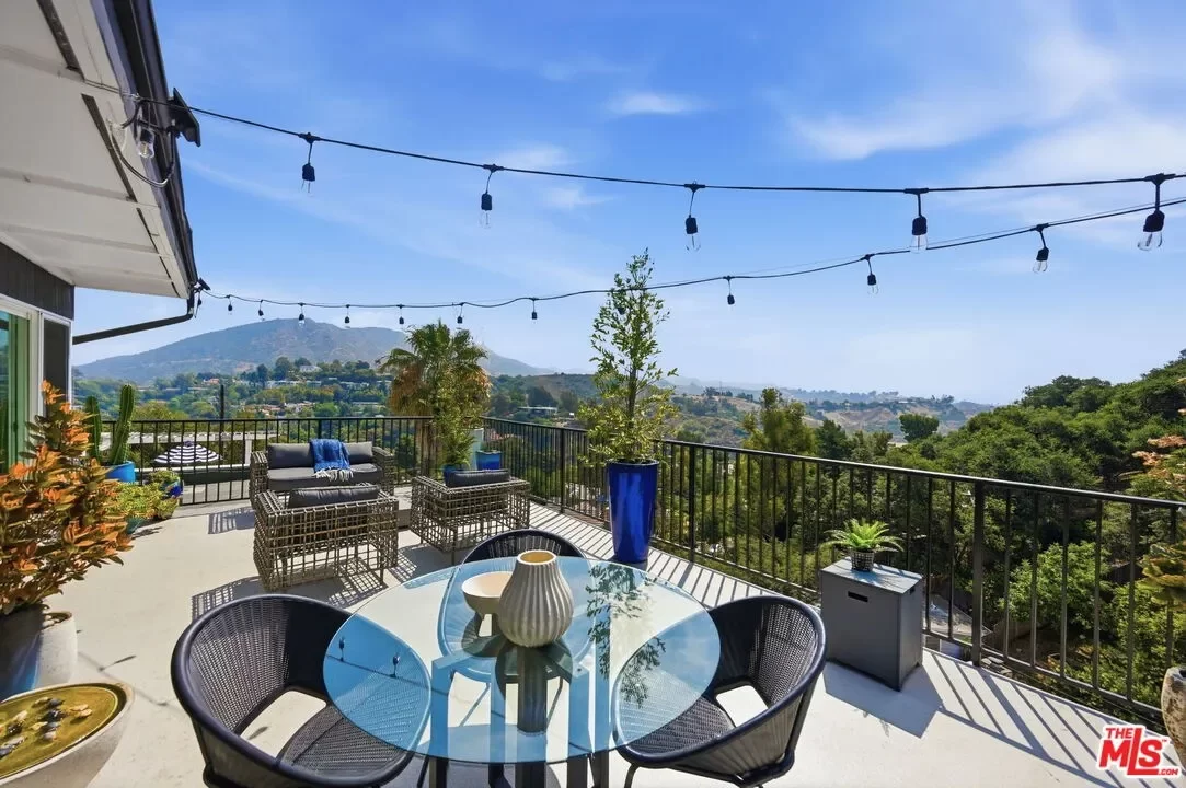2BR House for Sale in Los Angeles, CA