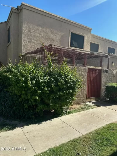 3BR Townhouse for Rent in Phoenix, AZ