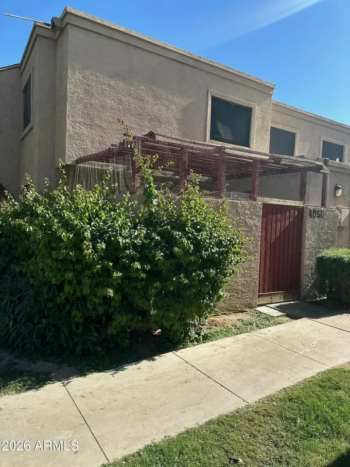 3BR Townhouse for Rent in Phoenix, AZ